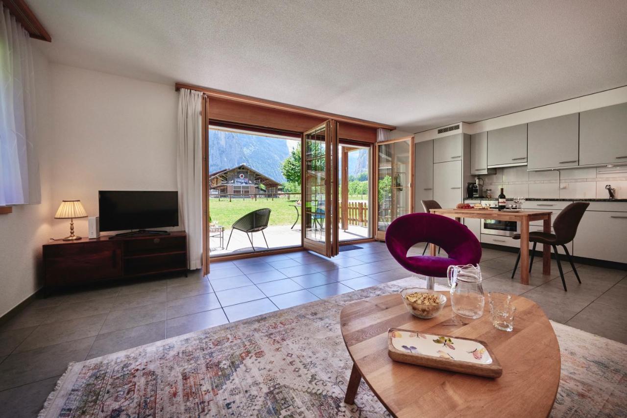 Apartment Truemmelbach, Comfortabl & Cozy, Private Terrace With Best Views Lauterbrunnen Dış mekan fotoğraf