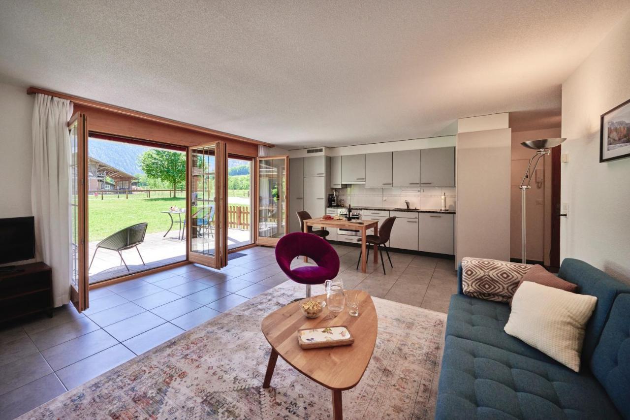 Apartment Truemmelbach, Comfortabl & Cozy, Private Terrace With Best Views Lauterbrunnen Dış mekan fotoğraf